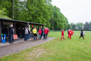 Bild 24 - wCJ SV Steinhorst/Labenz - VfL Oldesloe : Ergebnis: 18:0